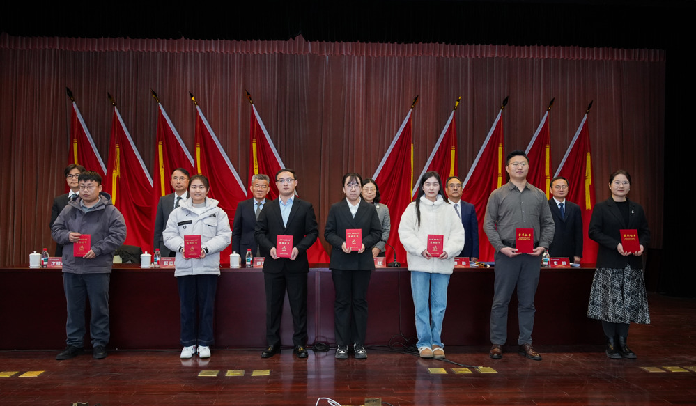 e7cba7db33f3c9f960405fbef6d486b3