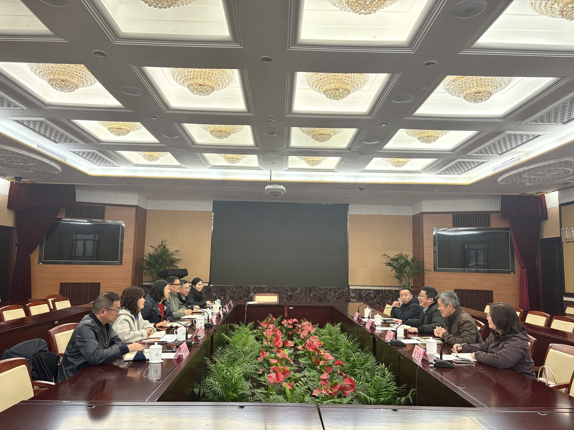 857e5484831b13c5d311f7144d8cb62e