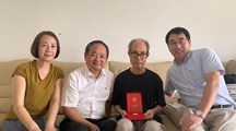 院党委副书记徐伟林看望慰问退休老党员
