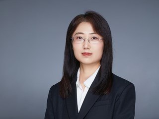 秦秦　副研究员　土壤修复、溶质迁移转化、障碍土壤改良