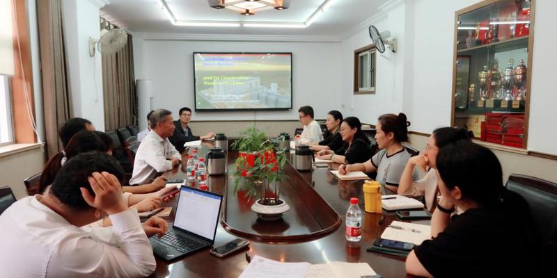越南胡志明市农林大学专家应邀来我院进行学术交流